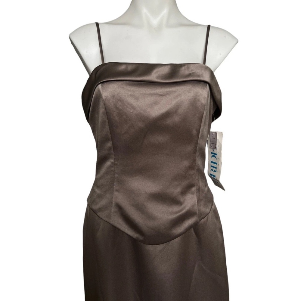 Brides Magazine Jordan Taupe Long Formal Dress Size 13/14  Back Bow Sleeveless